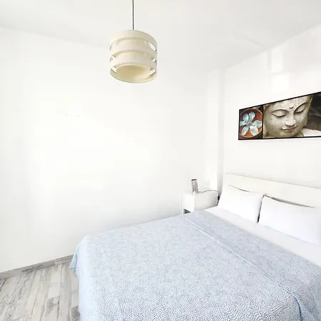 Laika Apartamento Los Cristianos (Tenerife)